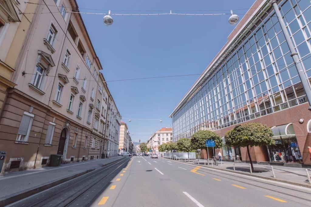 Appartement Alenka's Place, Fiber Optic Wi Fi Zagreb